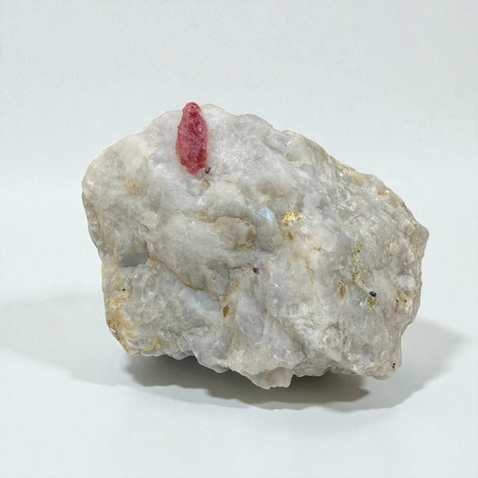 Natural Ruby Gemstone - Hunza, Pakistan - 114g - 7x4x3.5 cm