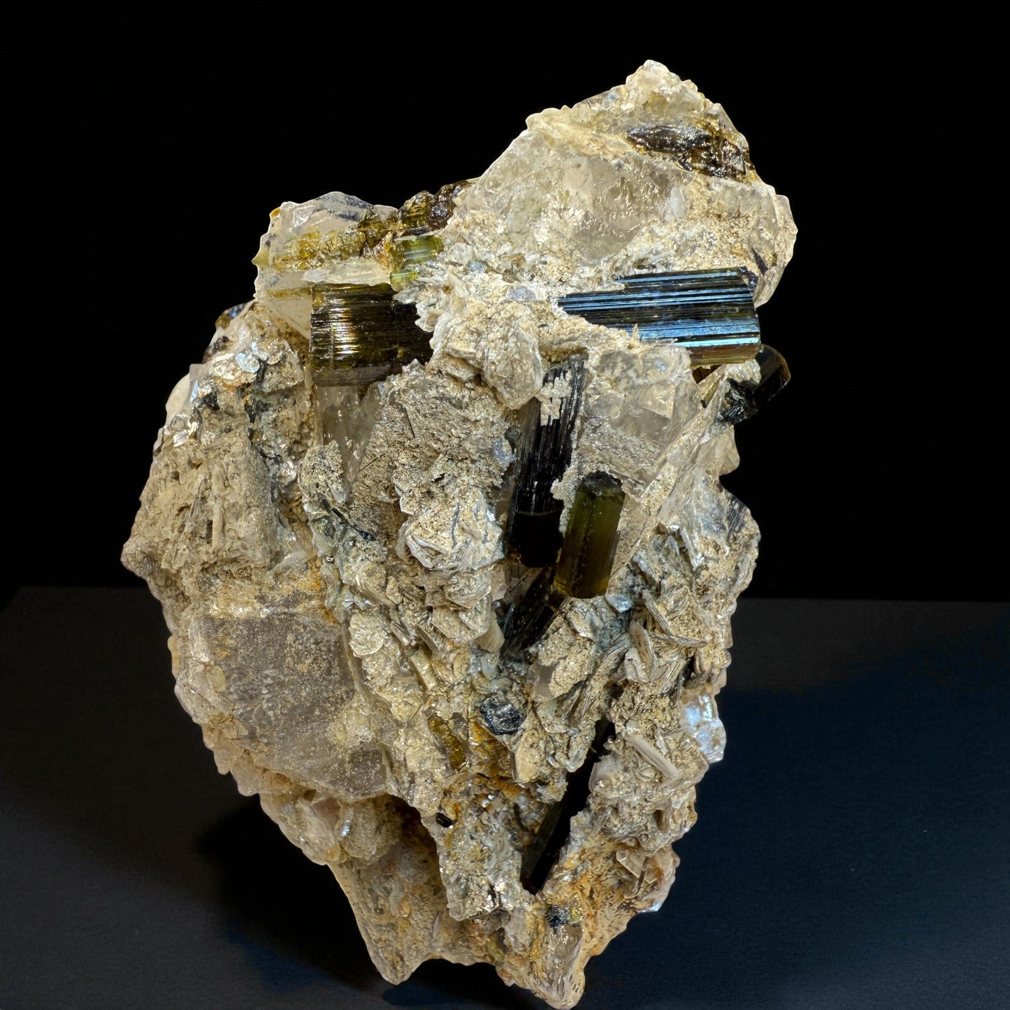 Green Tourmaline on Matrix - Skardu Pakistan - 148 g - 7.5x5x3.5 cm