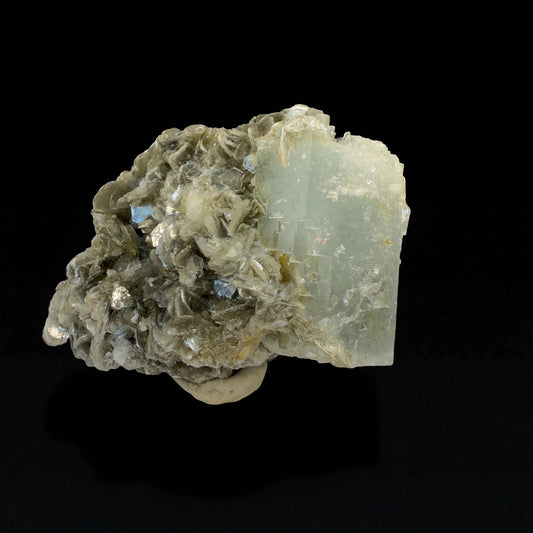 Aquamarine Crystal with Muscovite - Nagar Valley - 84g - 5x4.5x3 cm