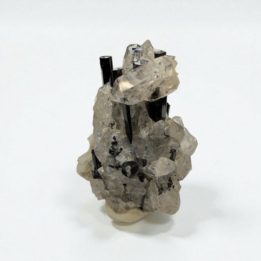 Black Tourmaline on Quartz - Skardu Pakistan - 17g - 3.5x3.x1.5 cm