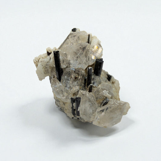 Black Tourmaline on Quartz - Skardu Pakistan - 36g - 4.5x3.5x3 cm