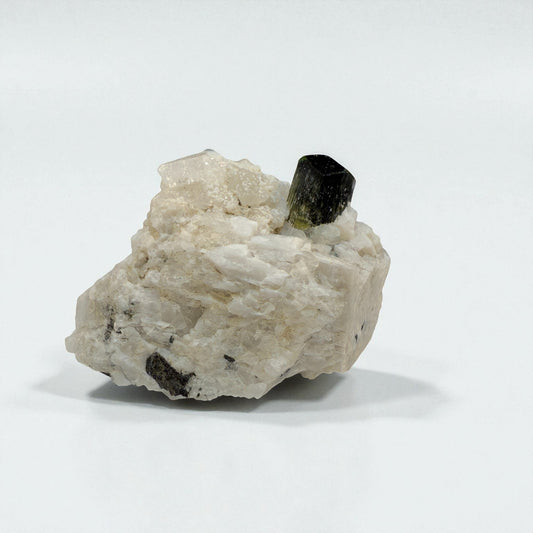Black Tourmaline on Quartz - Skardu Pakistan - 37g - 5x5x2.5 cm