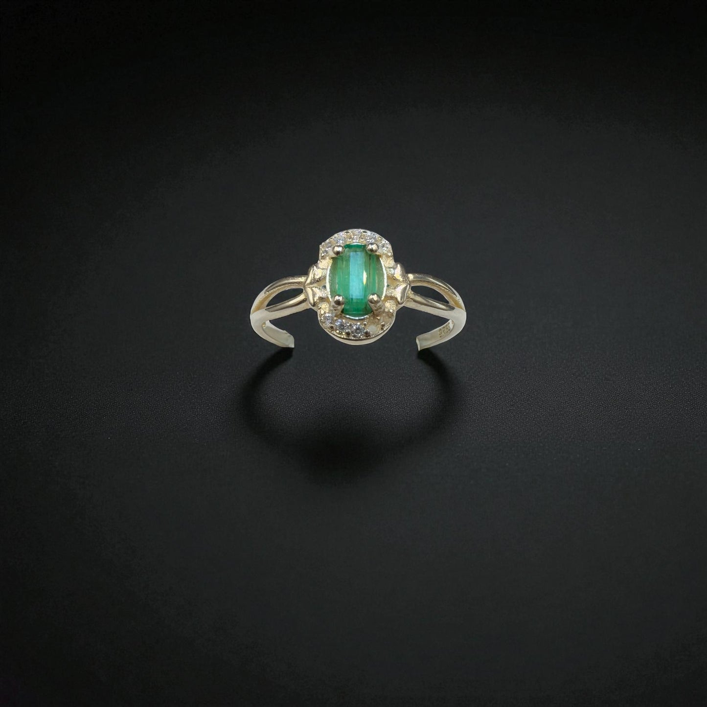 Natural Emerald Ring in Silver made with Swat Emerald