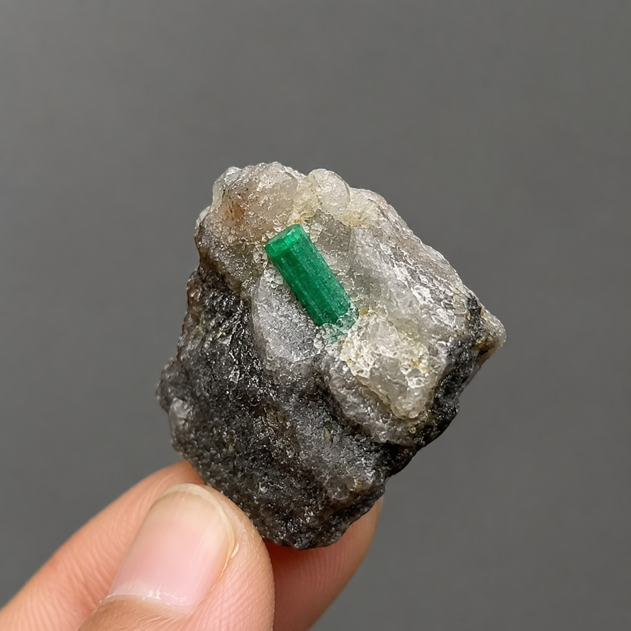 Natural Emerald Specimen - 25 Gram - Swat Valley Mine