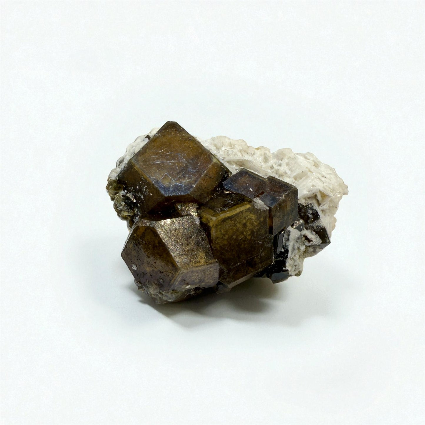Andradite Garnet Rare Specimen - Skardu Pakistan - 25g - 4x2.5x1.3 cm