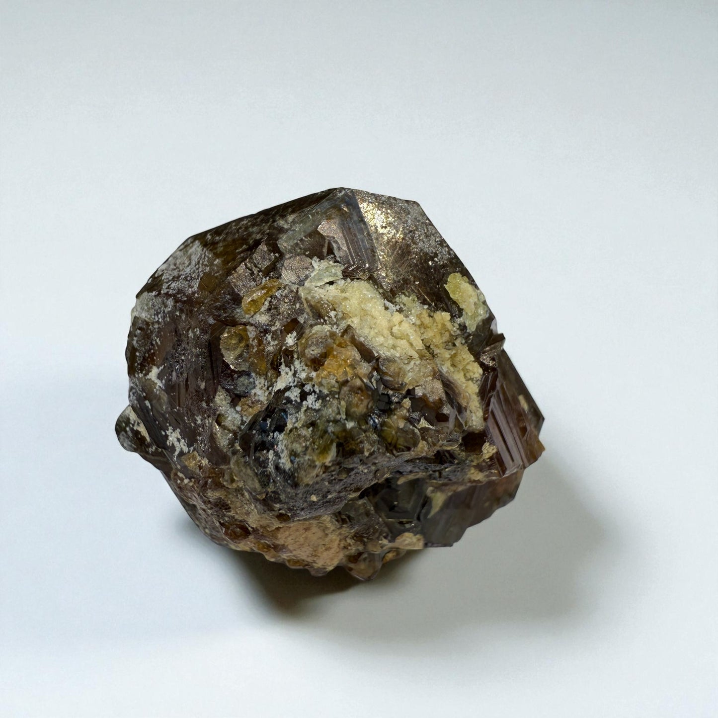 Andradite Garnet Specimen - Skardu Pakistan - 30 gram - 3x2.8x2cm