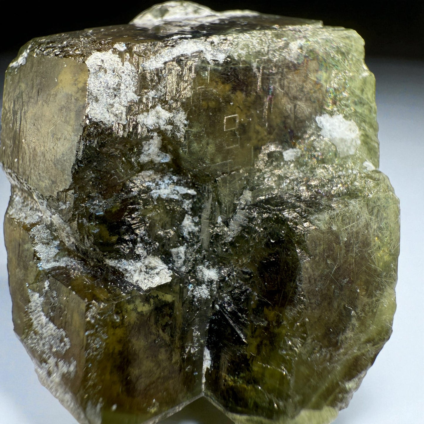 Andradite Garnet Specimen - Skardu Pakistan - 50g - 2.8x2x3.5 cm