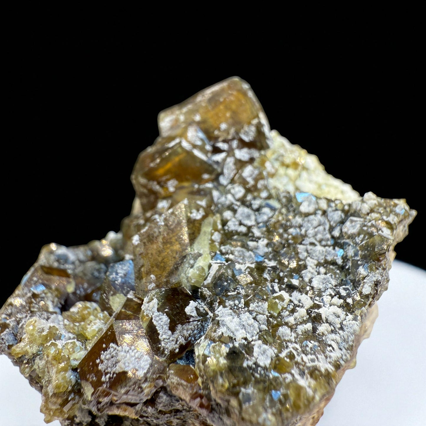 Andradite Garnet Specimen - Skardu Pakistan - 157g - 6.5x5.5X4