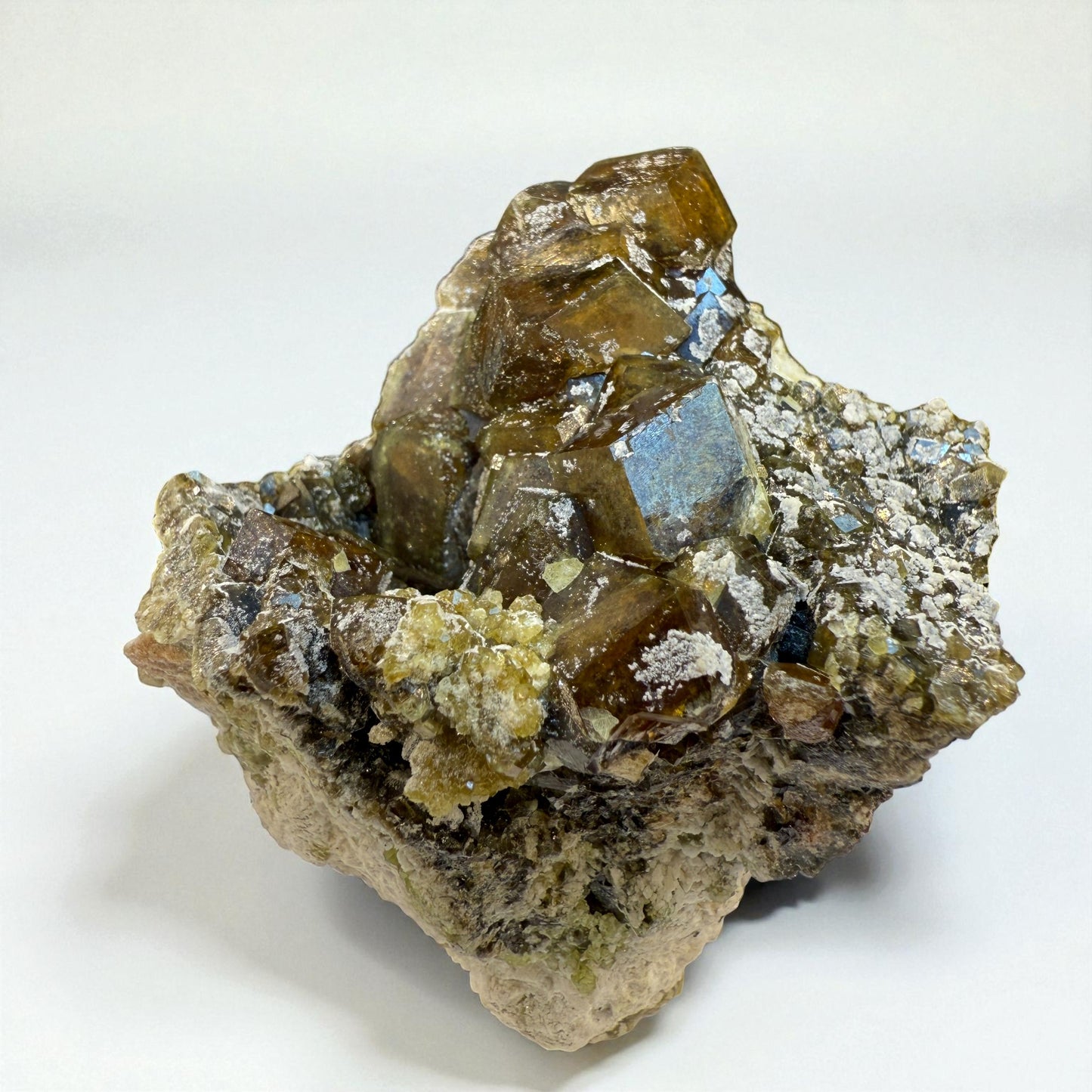 Andradite Garnet Specimen - Skardu Pakistan - 157g - 6.5x5.5X4