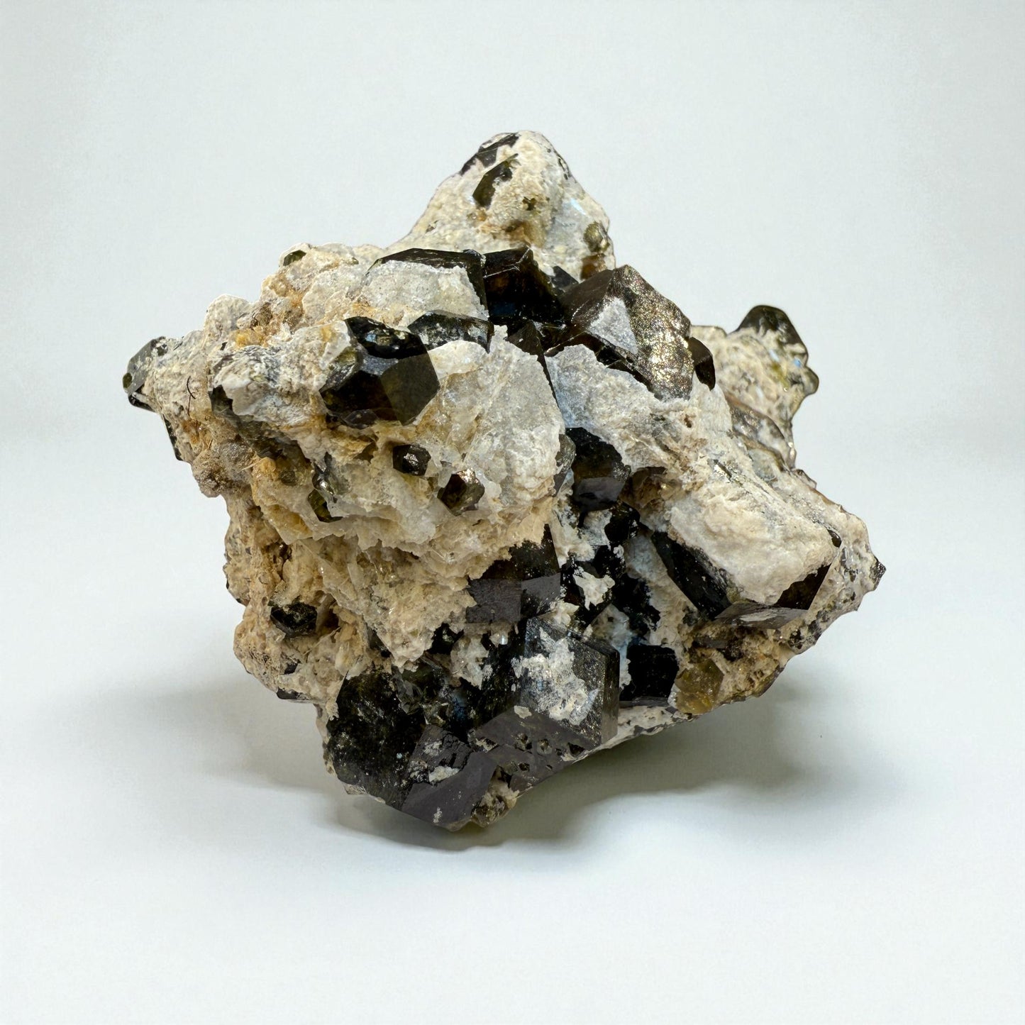 Andradite Garnet Specimen - Skardu Pakistan - 357g - 8.5x6x5 cm