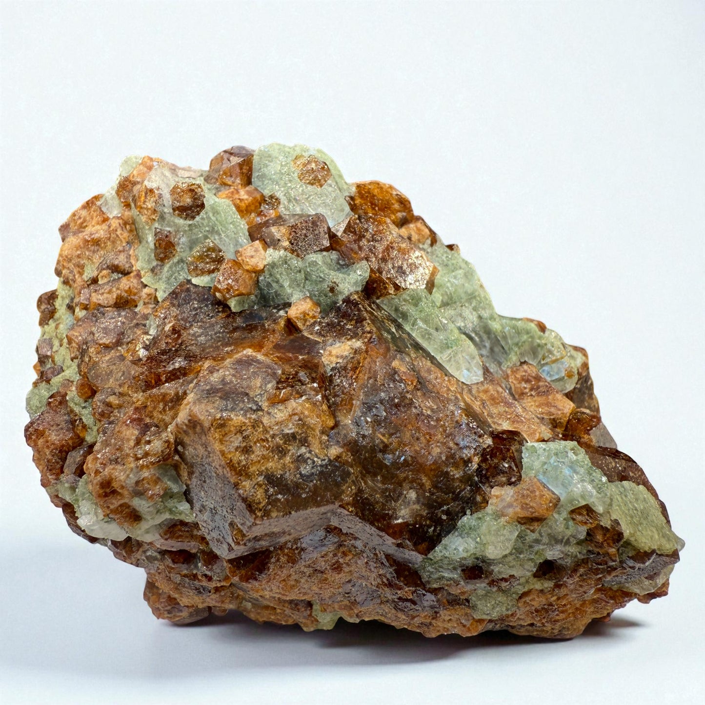 Spessartine Garnet Cluster Rare - Skardu Pakistan - 432g - 9x6x5 cm