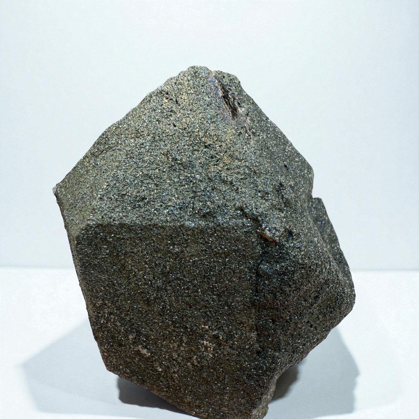 Chlorite Quartz Gemstone Specimens - Skardu Pakistan - 186g - 7.5x5.5x4.5 cm