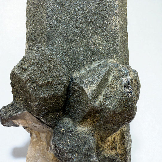 Chlorite Quartz Crystal Large - Skardu Valley - 495g - 12x6x6 cm