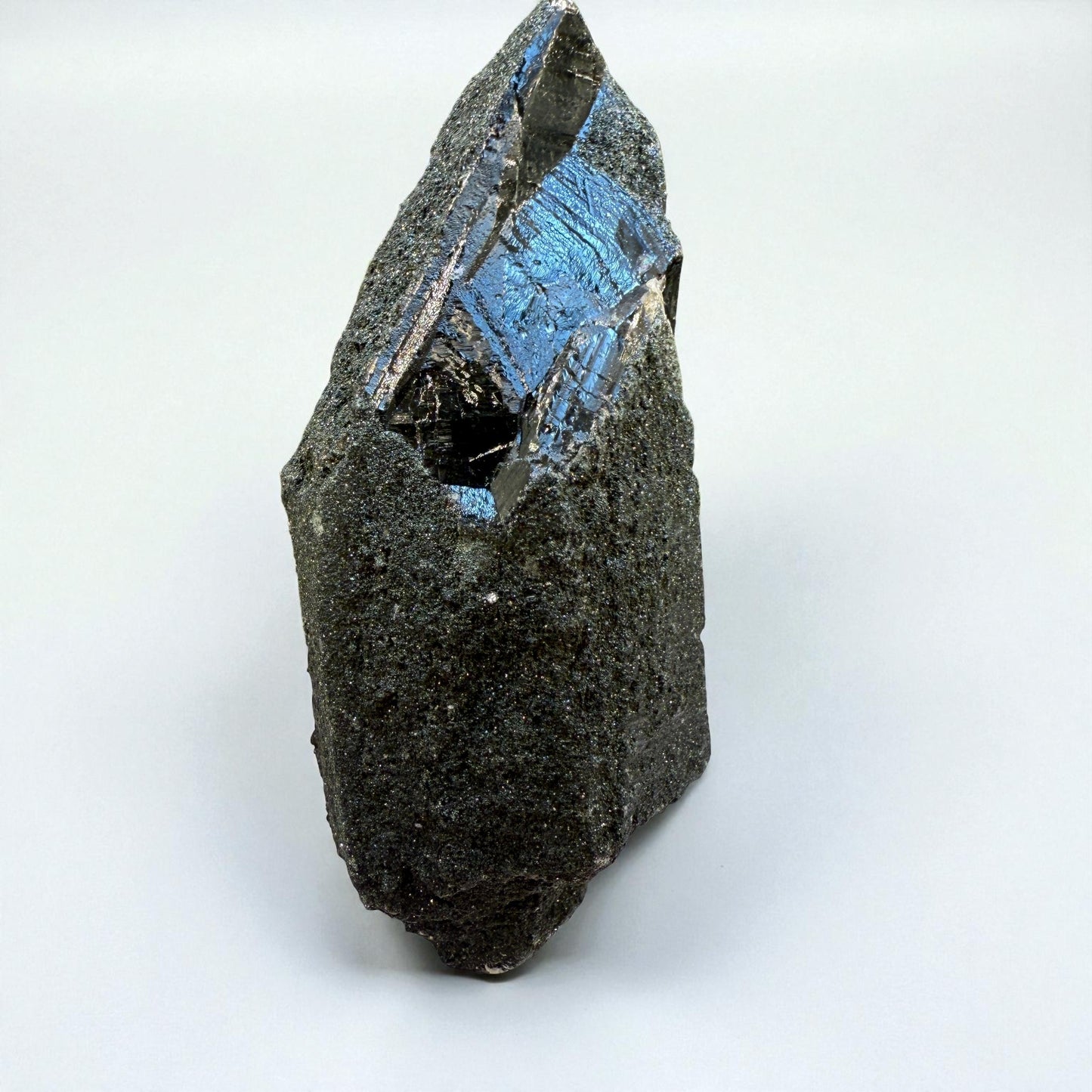 Chlorite Quartz Gemstone Specimens - Skardu Pakistan - 224g -11x5x4 cm