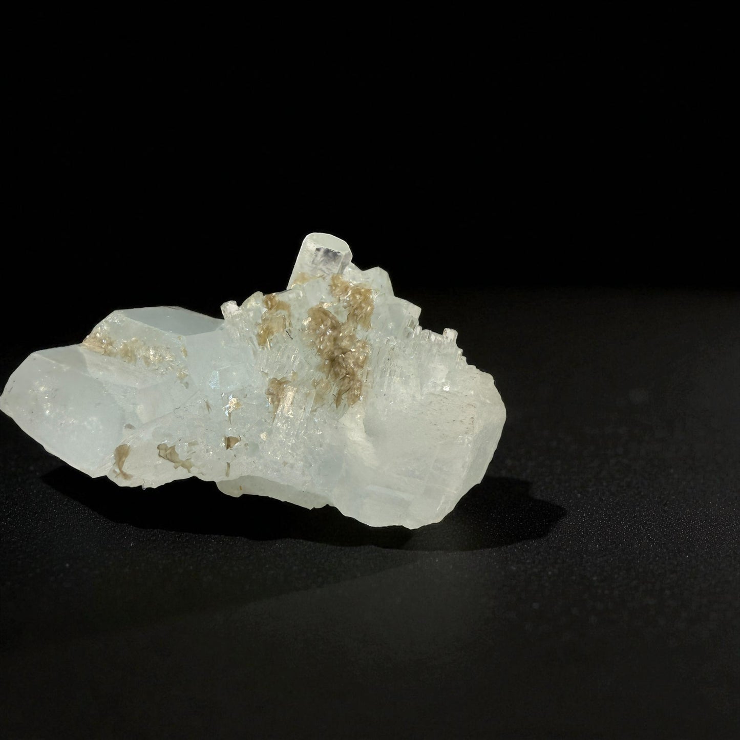 Aquamarine Crystal with Muscovite - Nagar Valley - 84g - 6.5x5.5x3 cm