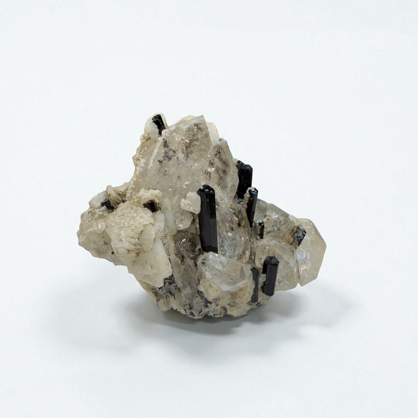 Black Tourmaline on Quartz - Skardu Pakistan - 36g - 4.5x3.5x3 cm