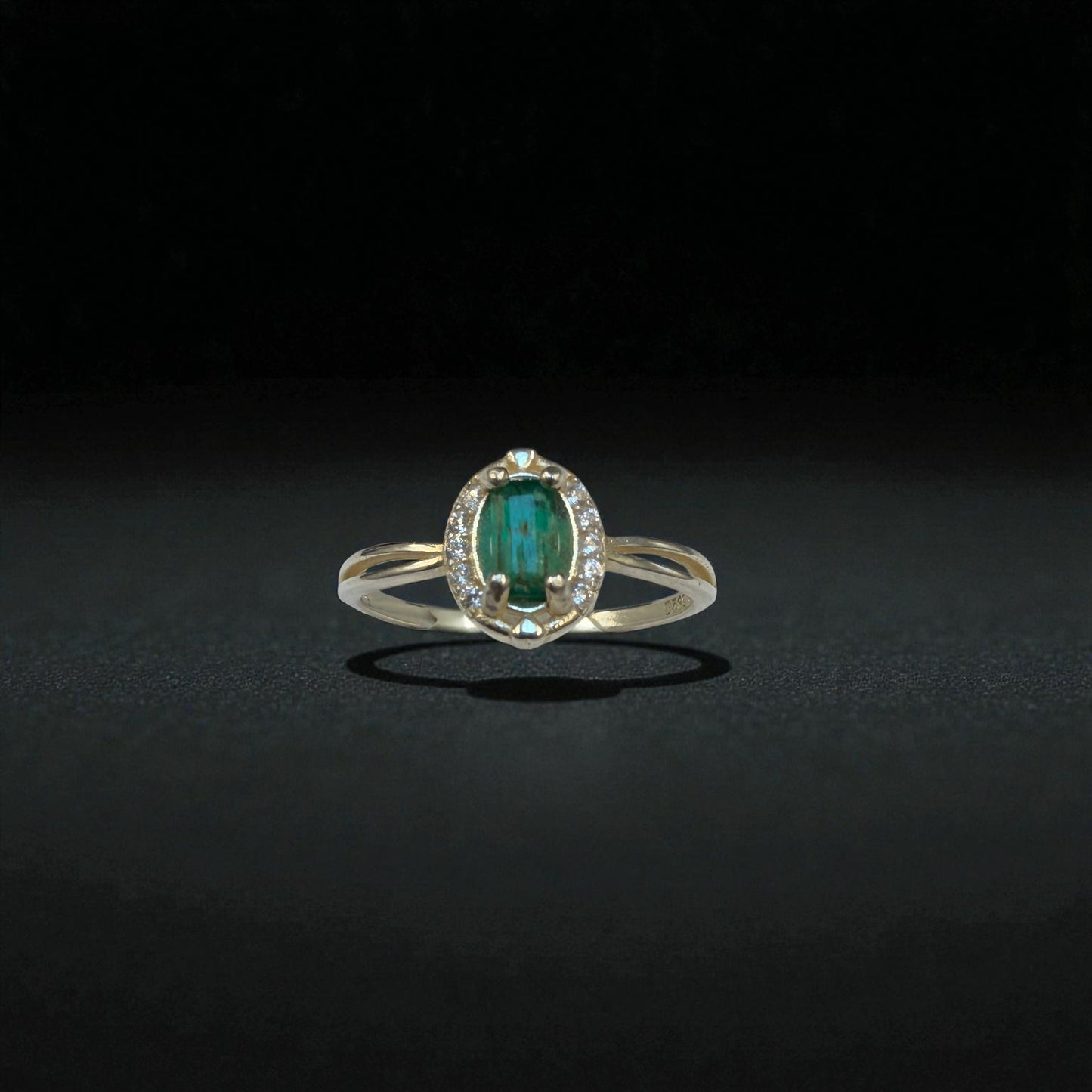 Natural Emerald Ring in Silver with quartz