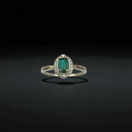 Natural Emerald Ring in Silver with quartz