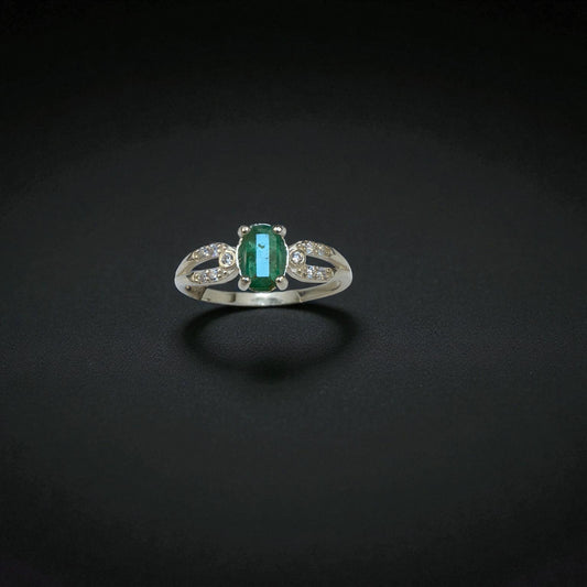Natural Emerald Ring in Silver with Brilliant Luster