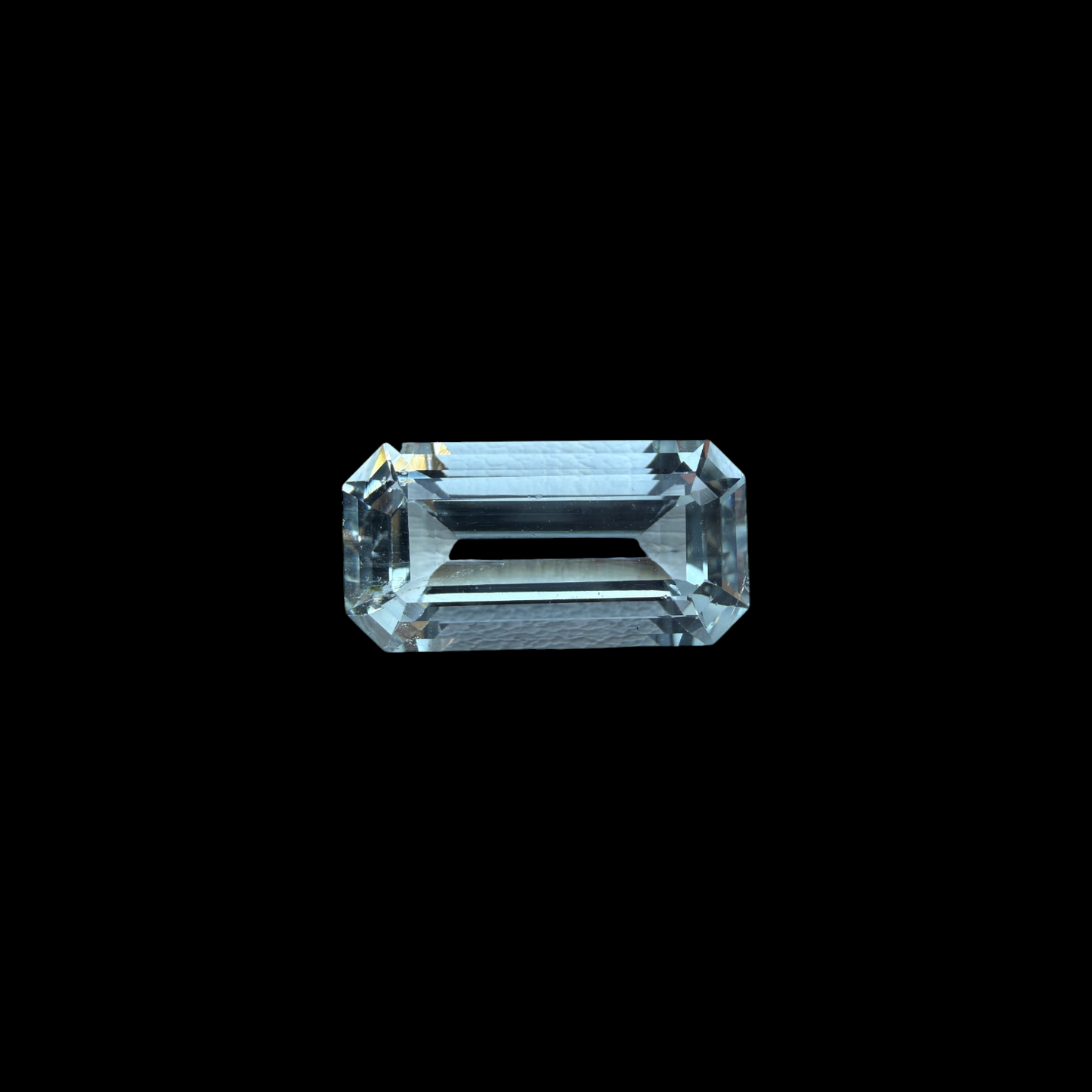 5.80 Carat Emerald Cut Aquamarine Natural Loose Gemstone - Pakistan